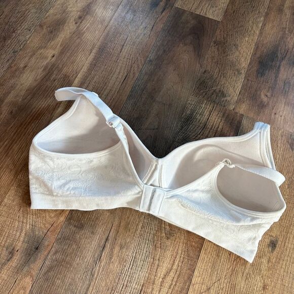 Bali White Comfort Bra 40C no underwire great preworn condition - Picture 4 of 7